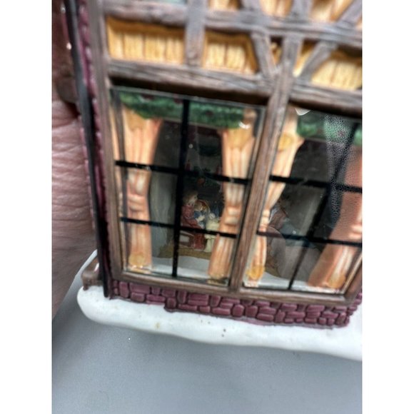 Christmas Delights House Glass Windows Inside Scene Porcelain Hand Painted Chin - Picture 9 of 12